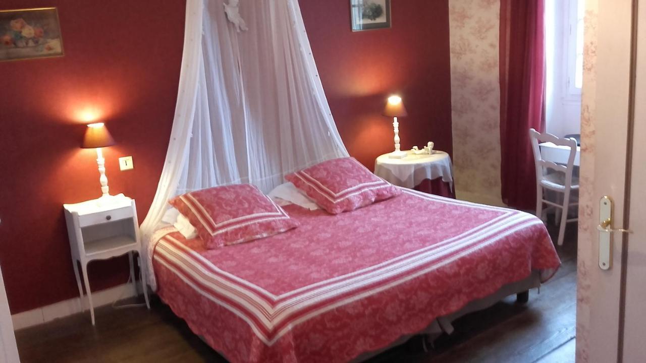 לינה וארוחת בוקר סן מלו Manoir De La Baronnie מראה חיצוני תמונה