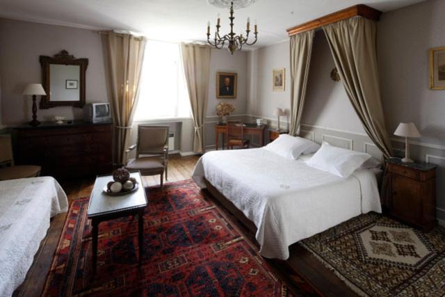 לינה וארוחת בוקר סן מלו Manoir De La Baronnie חדר תמונה