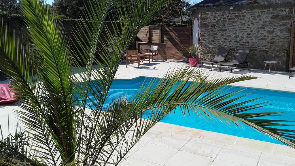 לינה וארוחת בוקר סן מלו Manoir De La Baronnie מראה חיצוני תמונה